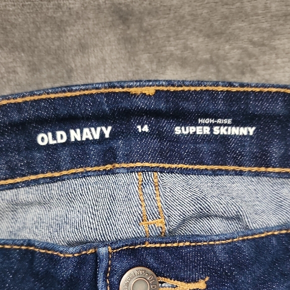 Old Navy Dark Blue High-Rise Super Skinny Jeans for Women - Picture 3 of 7